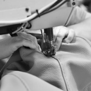 Divani e letti di qualità-artigianalità a Varese