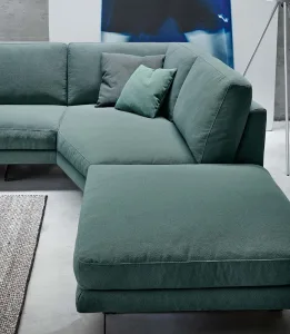 Divano contemporaneo